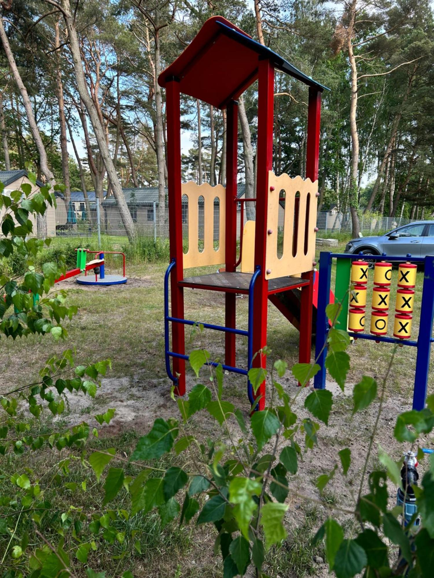 Domki Bursztyn Mrzeżyno Exteriör bild